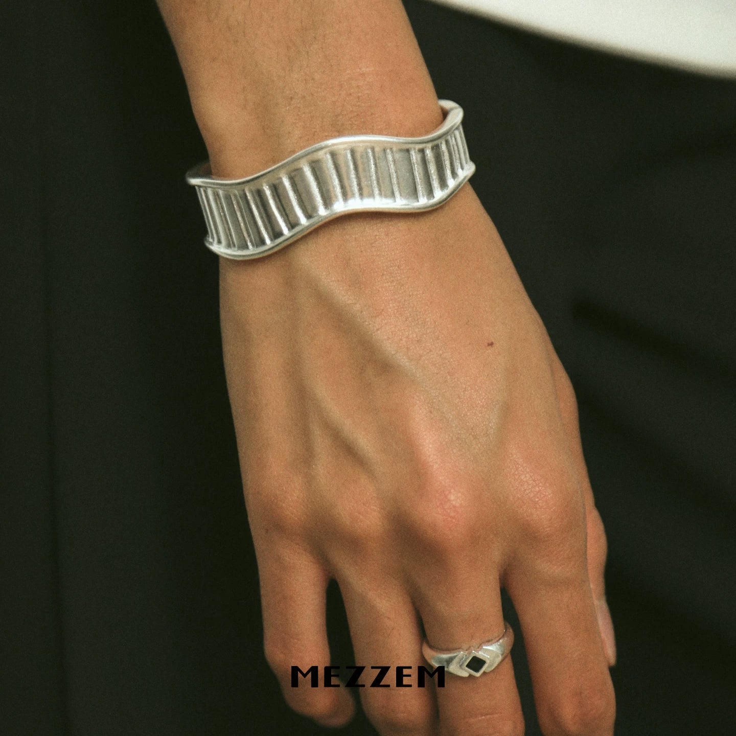 Wave Wide Bracelet