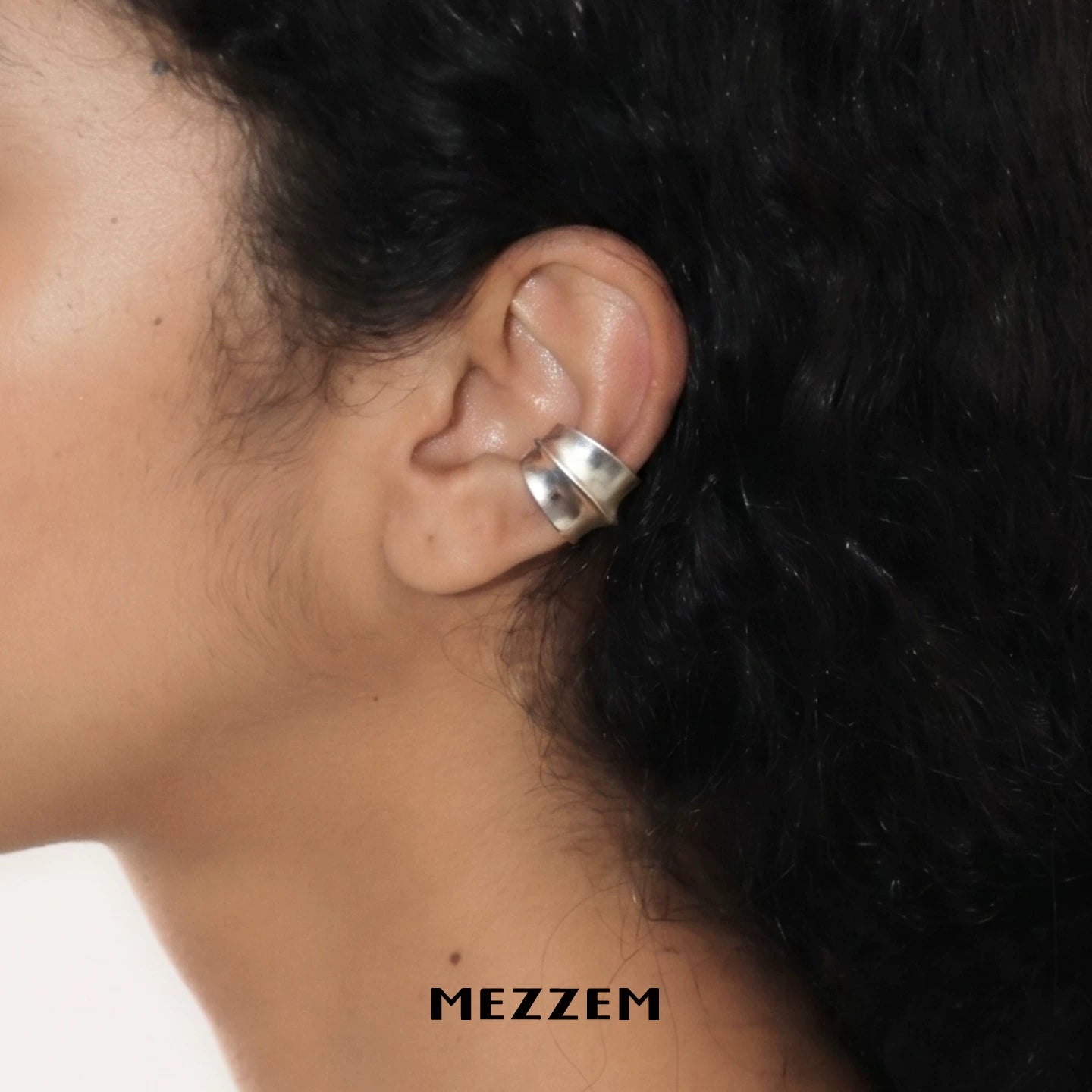 Matte Ear Cuff