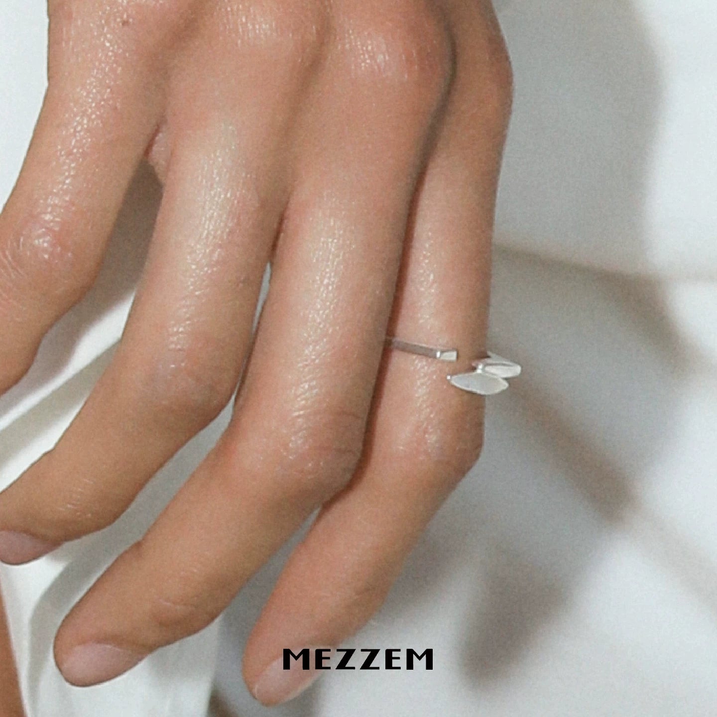 Slim Agate Ring